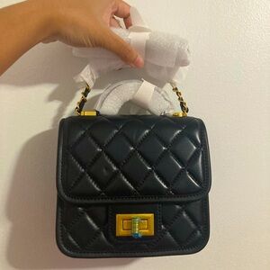 Small Black Gold Hardware Quilted Turnlock Shoulder Crossbody Bag Chain Strap
